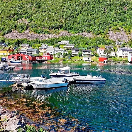 10 Person In Kaldfarnes 度假居