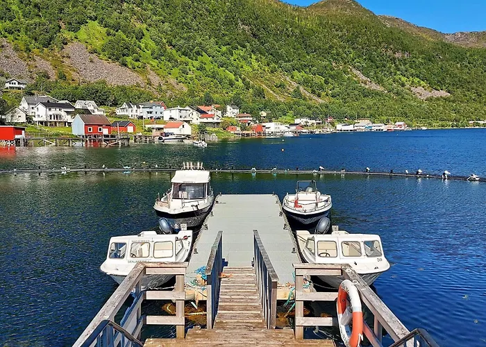 10 Person In Kaldfarnes-by Traum Sifjord