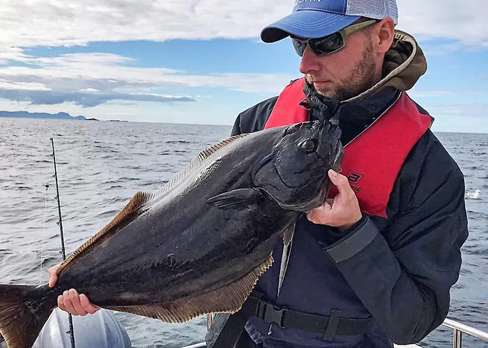 10 Person In Kaldfarnes-by Traum