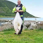 10 Person In Kaldfarnes بيت للعطل