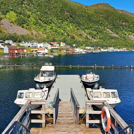 10 Person In Kaldfarnes Feriehus *